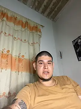 ELtiorick18's Live XXX Chat