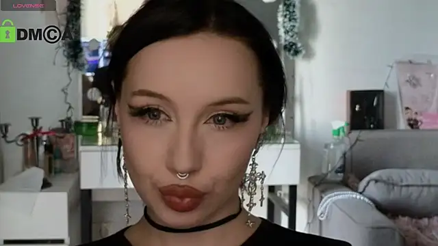 MoranaMissGod's Live XXX Chat