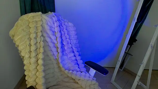 Catherine_e 现场XXX聊天