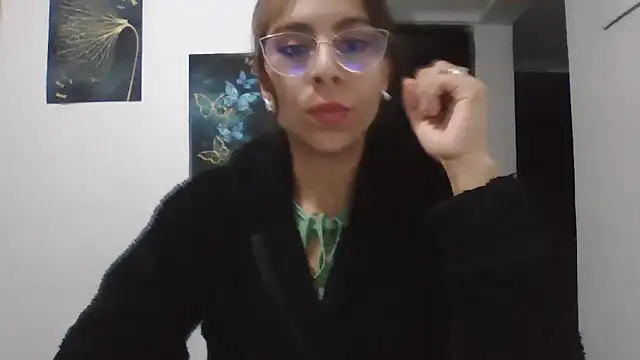 Roselingalvis13's Live XXX Chat