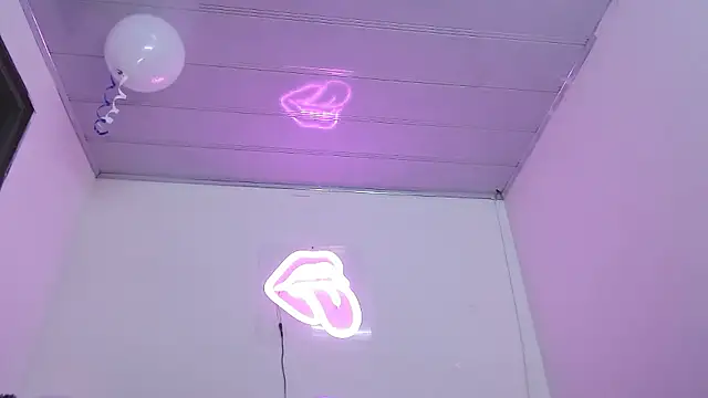 valerii_fox_69 Live XXX Chat