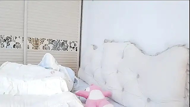 lookbyby's Live XXX Chat