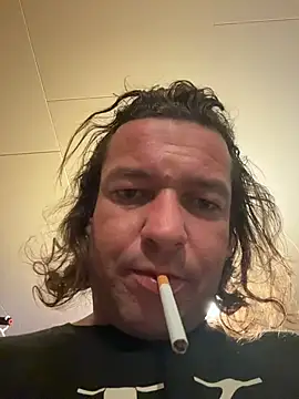 miguel910921 webcam show