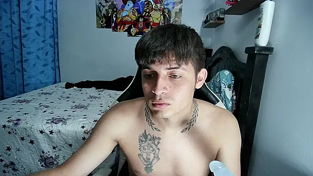 ricky_boy4 élő XXX-chatje