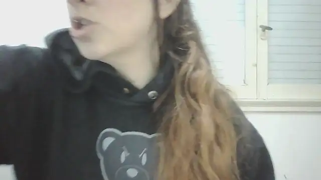 Darkytah élő XXX-chatje