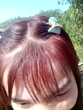 yeutinh00 élő XXX-chatje