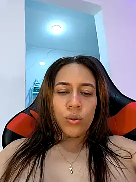 Nanybaker95's Live XXX Chat