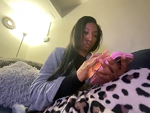 LeBimbo Adlı Modelin Canlı XXX Sohbeti