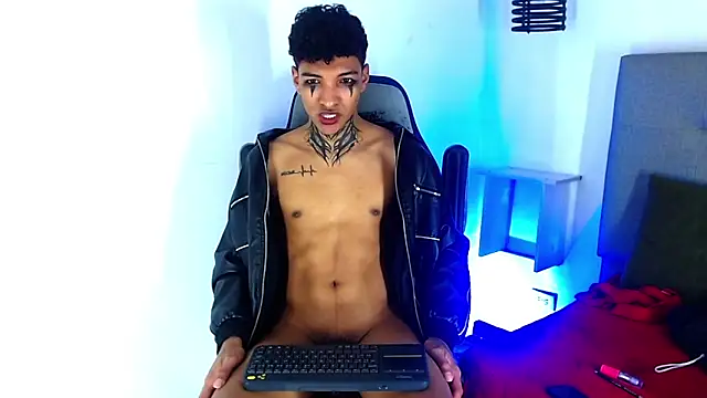 XXX chat uživo modela Rick_Wade