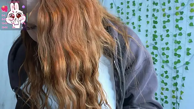 Онлайн чат XXX Lusy_PickMe