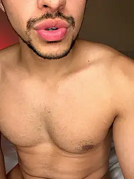 ravisex2's Webcam Show