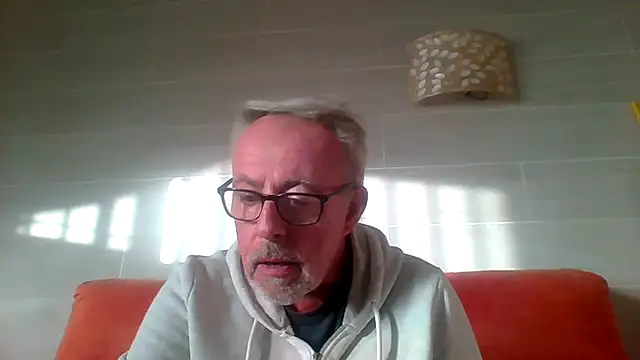 tuggy59: απευθείας συνομιλία ΧΧΧ