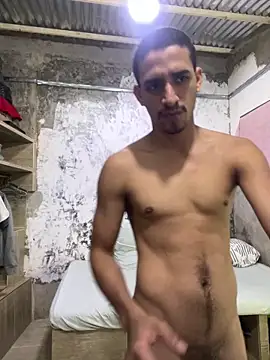 ikaro21 现场XXX聊天