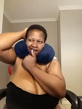 bustylisa1983 live XXX chat