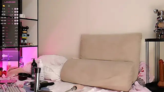 viamoonのライブXXXチャット