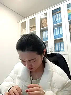 ialnuyoa_hのライブXXXチャット