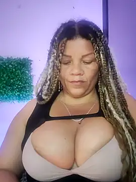 Chat XXX en directo de Eva_Luxei