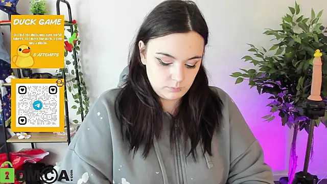 Mia_R0ss Chat XXX in diretta