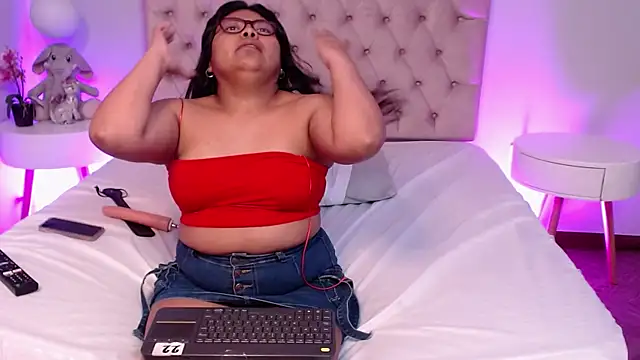 Kiri_Black_: απευθείας συνομιλία ΧΧΧ