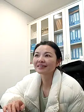 ialnuyoa_h's Live XXX Chat