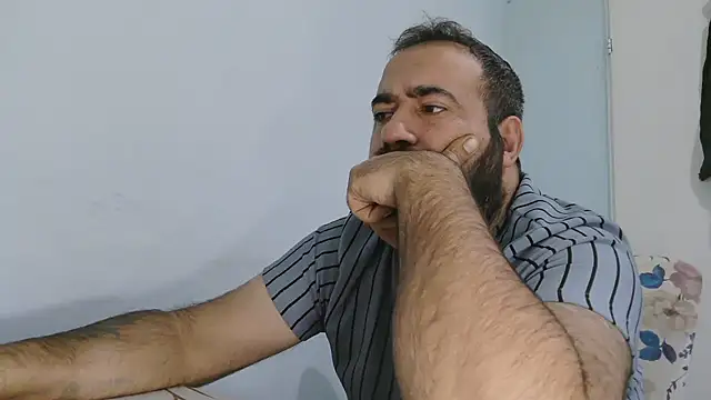 Chat XXX ao vivo de big_snakee