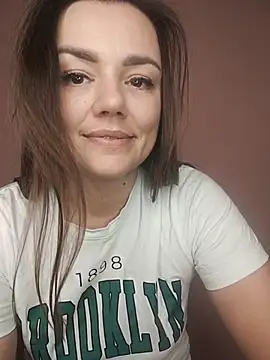 KrissSexi Adlı Modelin Canlı XXX Sohbeti