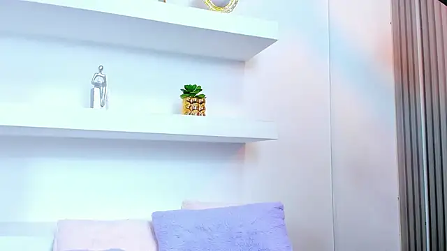 IsabellaMonet লাইভ XXX চ্যাট