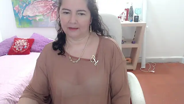 leonela_69's Live XXX Chat