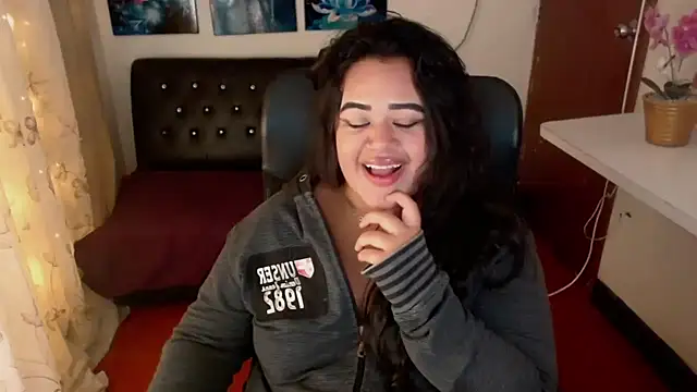 oliviia_cuteのライブXXXチャット