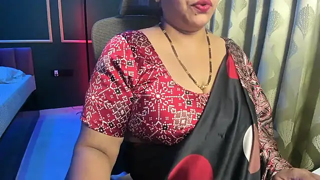 tarivishu11's Live XXX Chat