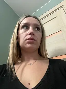 StasyWood élő XXX-chatje