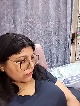 AddisonAndCouple Webcam show