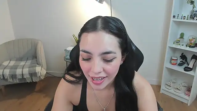 _BellaEvans_'s Live XXX Chat