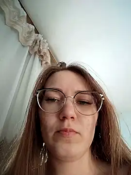 AlisaKisa élő XXX-chatje