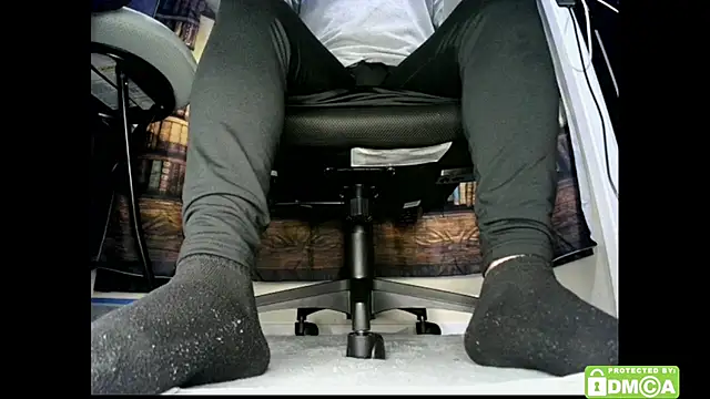 justshutupandwatch 现场XXX聊天