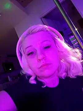 Chat XXX en directo de VirginDaisy