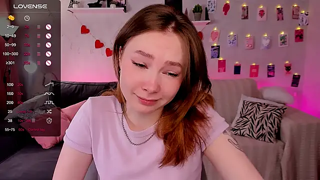 LanaBlu_ – Live XXX-chat