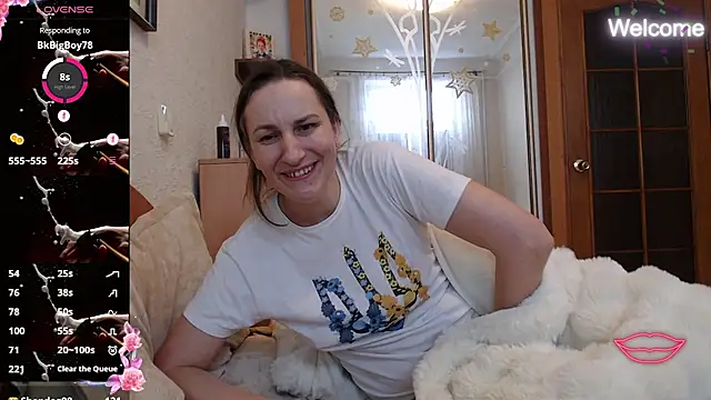 Yevgeshka-Milashka's Live XXX Chat