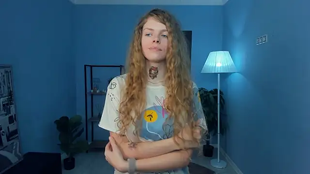 RayaNenliaのライブXXXチャット