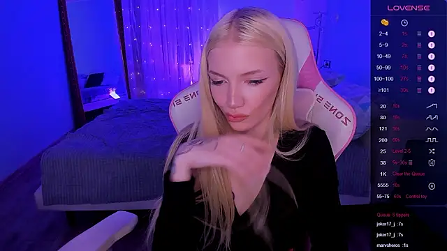 AnyaTaylor_ élő XXX-chatje