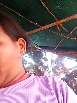 Rubi_sarma live XXX chat