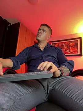 Chat XXX Live ALPHA_DOMINUS_