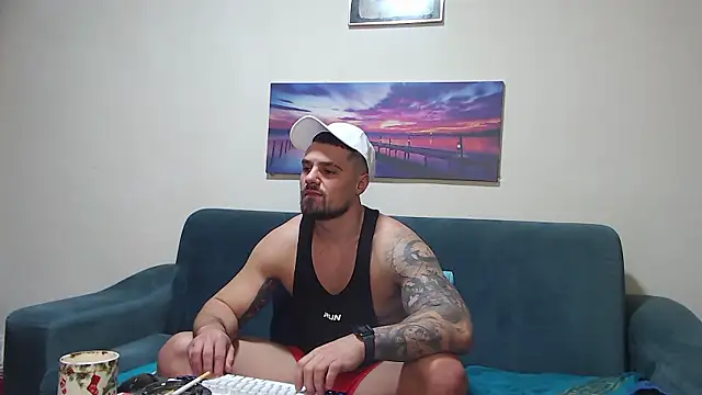 Tiberius_hunk's Live XXX Chat