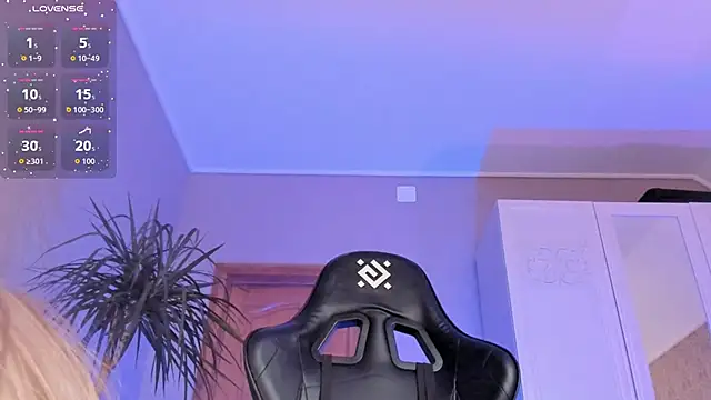 nicky_one_love élő XXX-chatje