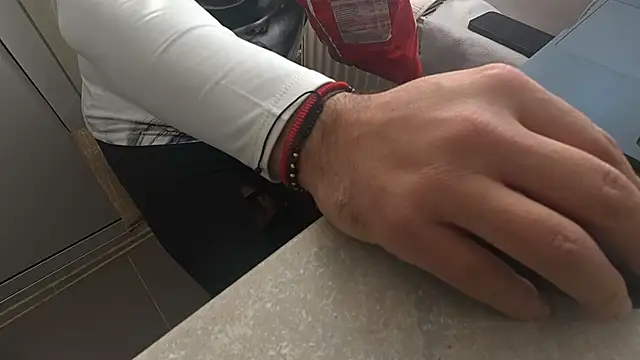 TARKAN1 라이브 XXX 채팅