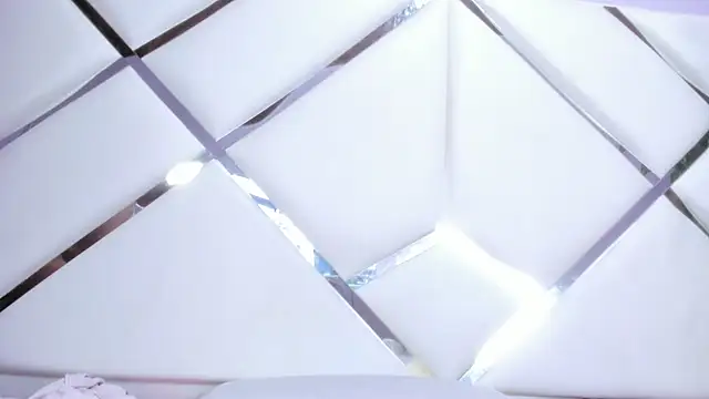 Chat +18 de CarolinaNavas33 ao vivo