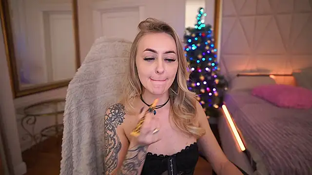 Chat +18 de GraceCandy ao vivo