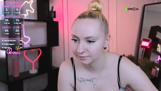 mila_glow1 élő XXX-chatje