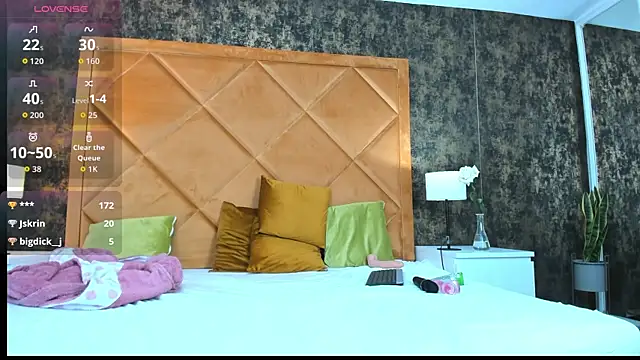 TinyBlair 现场XXX聊天