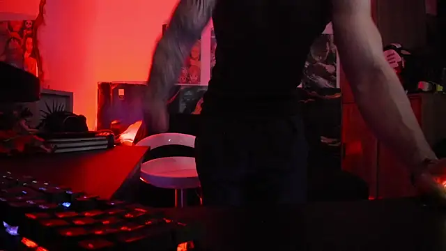 Dominatofstupid's Live XXX Chat